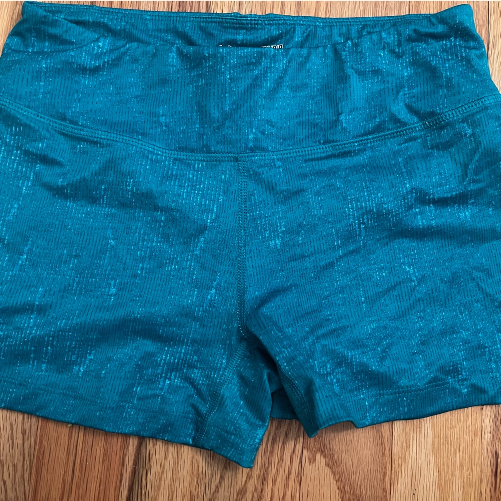 Under armour patterned spandex